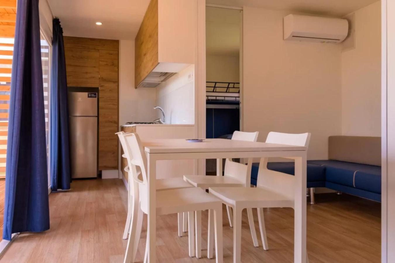 Torre Rinalda Beach Camping & Resort Lecce Quarto foto